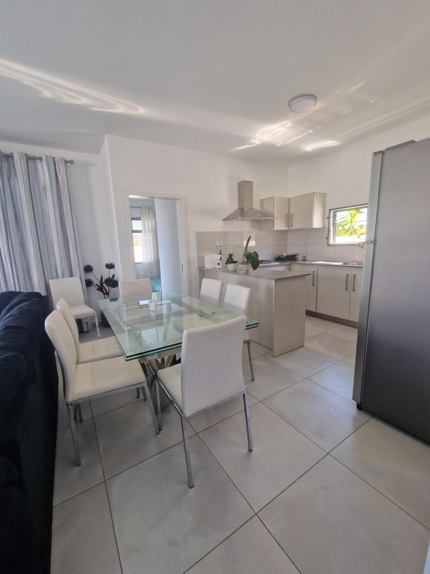 Luxora Villa