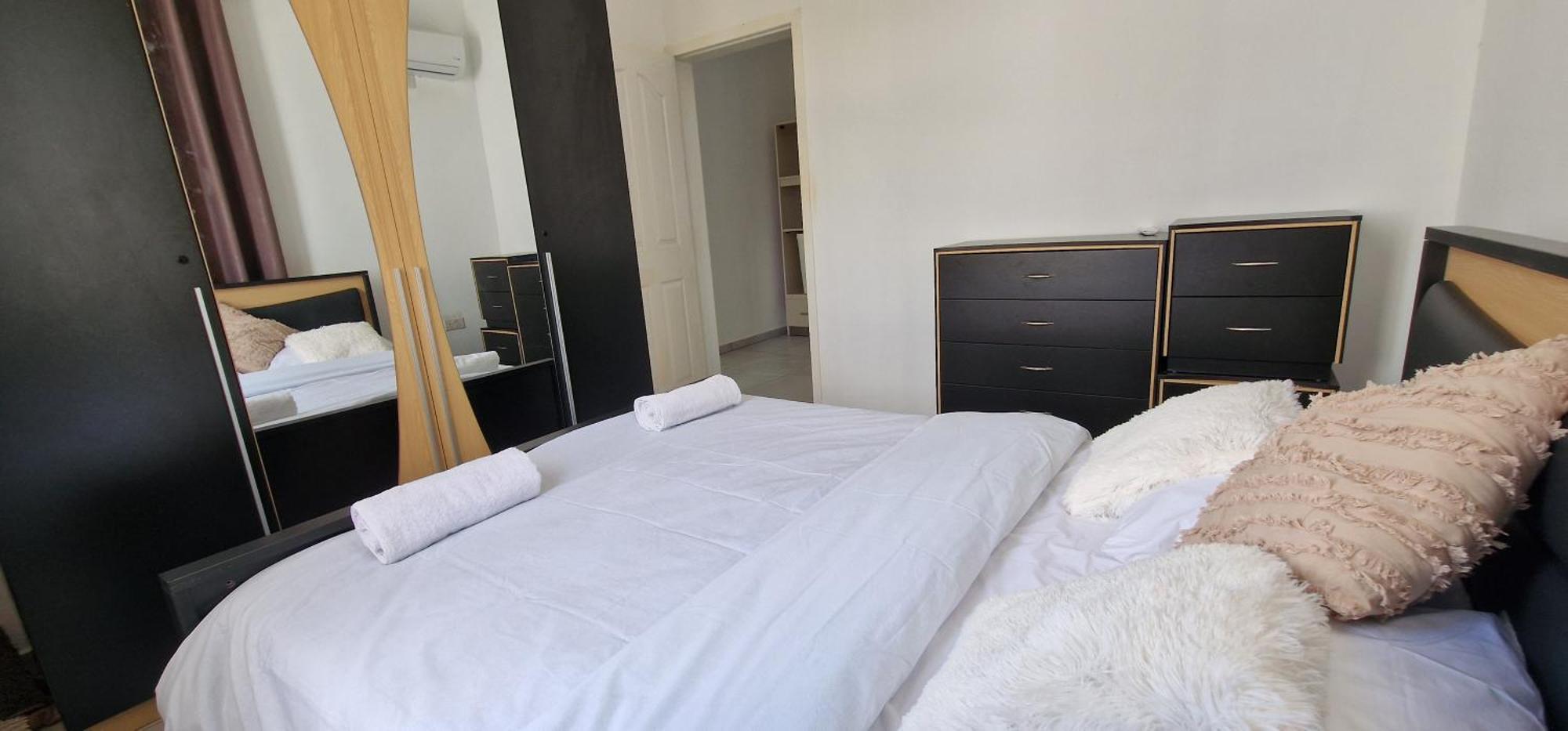 Luxora Villa *